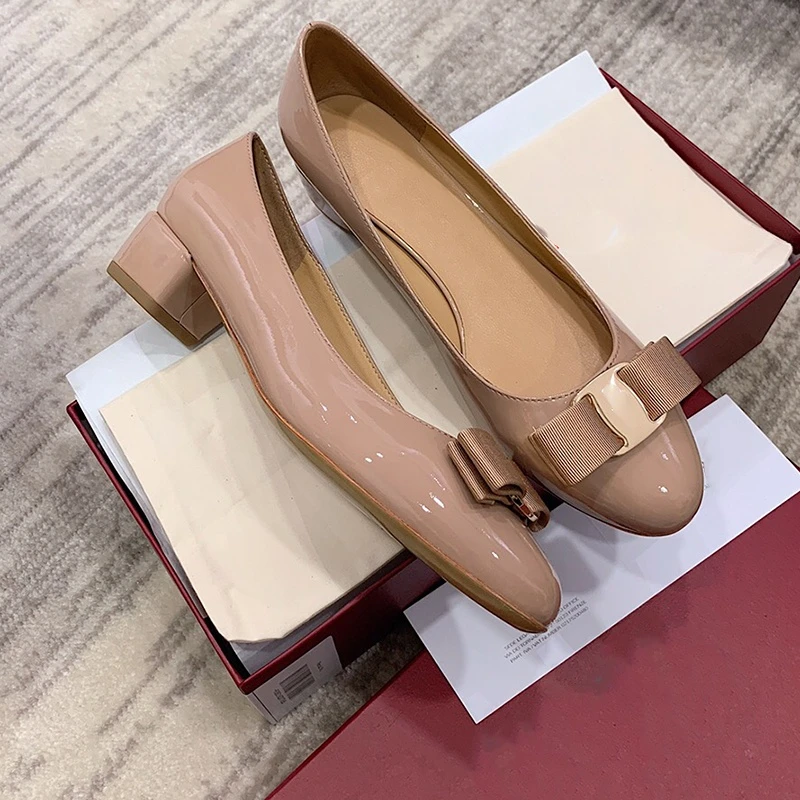 High quality women's shoes Spring and Autumn new ballet flats classic patent leather round shoes butterfly wedding shoes