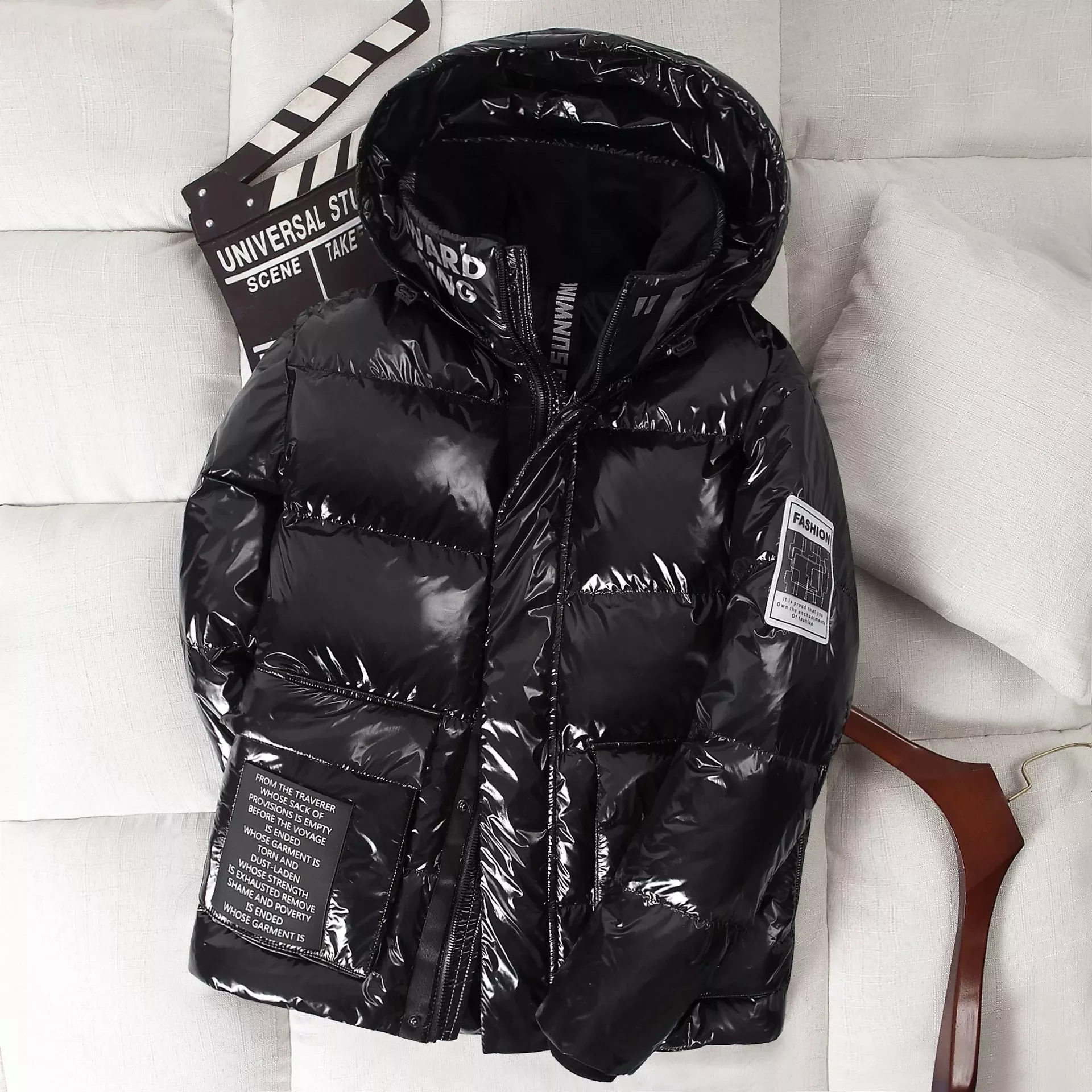 

2022New New Men's Glossy White Duck Down Jacket Winter Warm Thick Hooded Parker Fashion Casual Waterproof Shiny Coats Male B