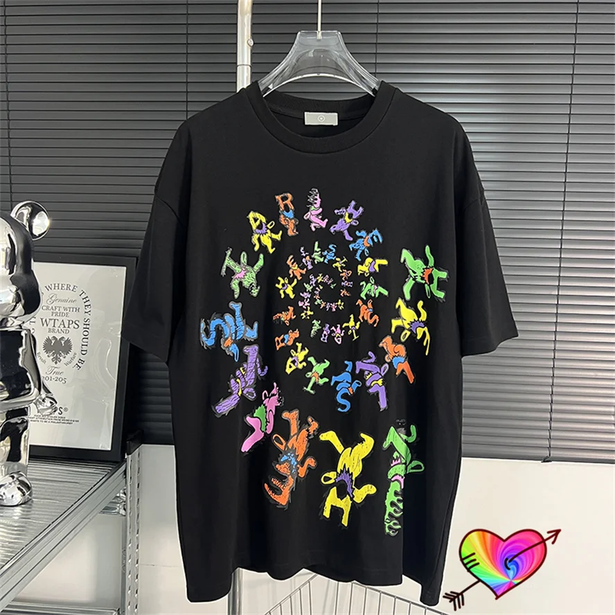 

2023ss Black Hellstar Bear Logo Tee Men Women Walking Cartoon Hellstar T-shirt Oversize Tops High Street Short Sleeve