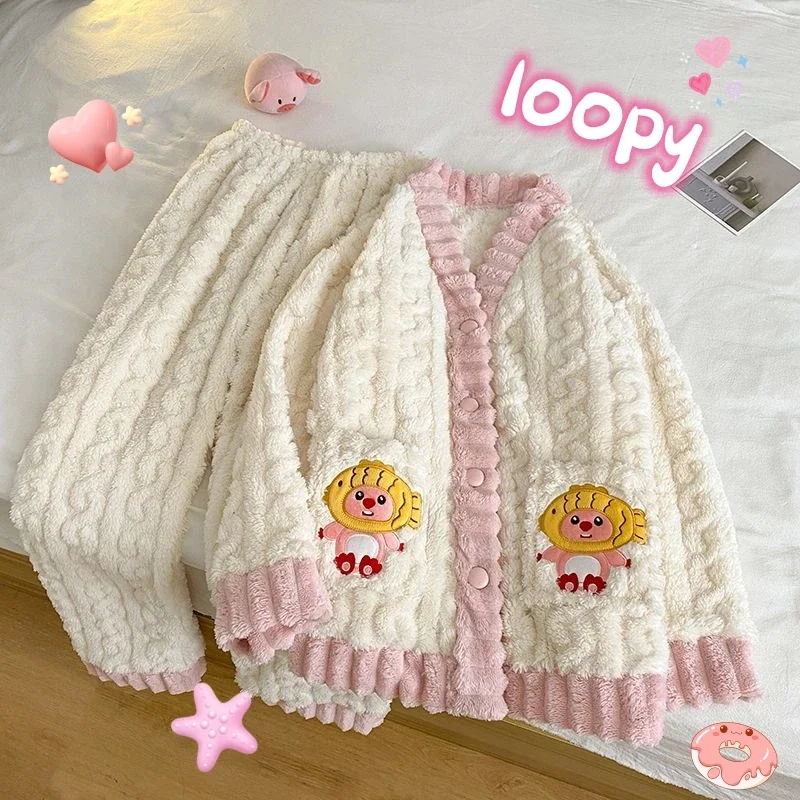 

The New cute little beaver loppy Cartoon pajama set Autumn and winter long sleeves flannel thicken loungewear kawaii female
