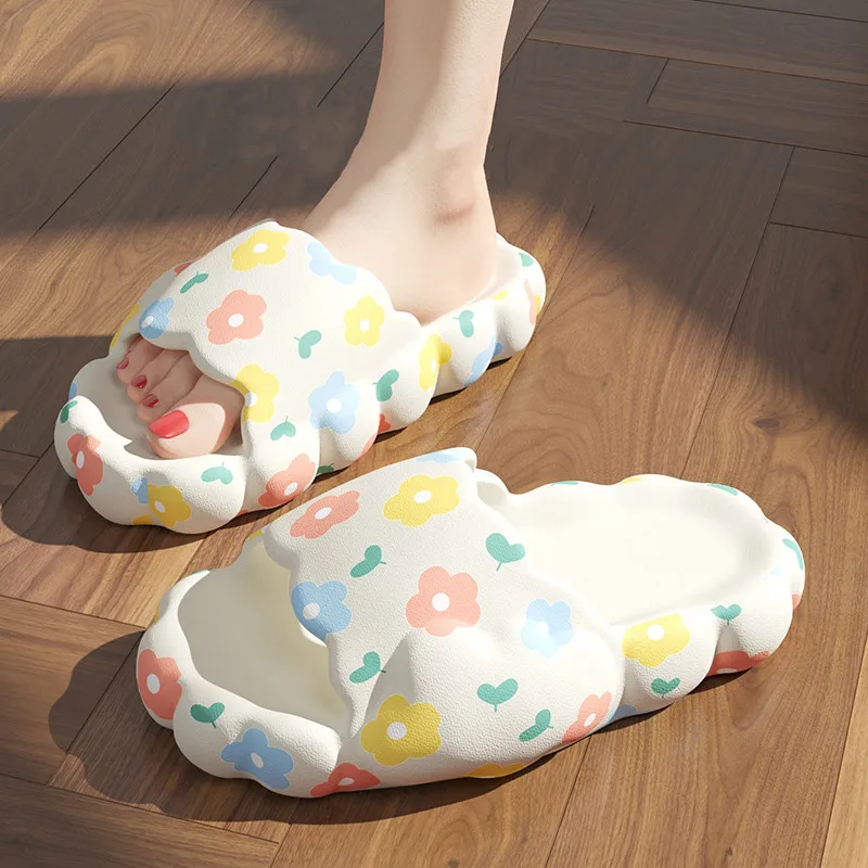 

Graffiti Women Home Slippers Cloud Slides Summer Outside Sandals EVA Thick Platform Non-slip Casual Beach Couples ladies Shoes