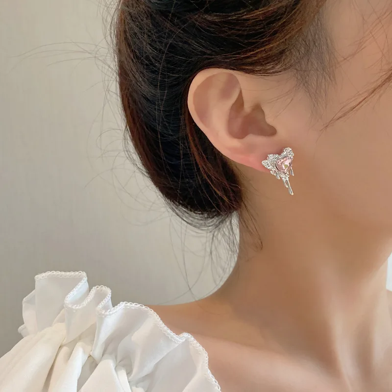 

Personality Pink Heart Stud Earrings for Women Sweet Lovely Irregular Statement Earrings Jewelry Girl Dangle Earring Accessories