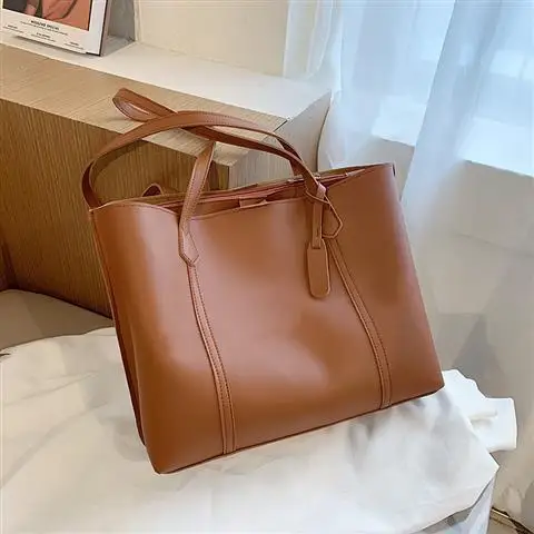 

Shoulder Bag For Women Large Capacity Fashion Tote Handbags 2022 New Fashion Causal Bags Shopping And Travel Elegant BagsFashion