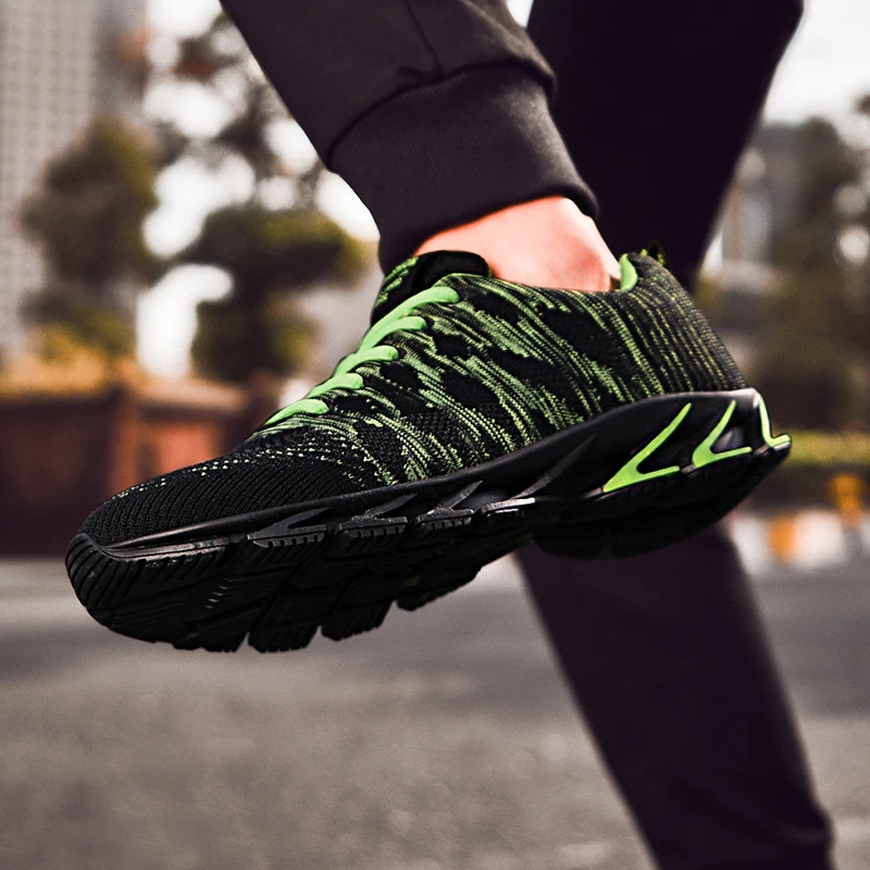 Sneakers Men's Running Shoes Fashion Comfortable Breathable Mesh Casual Shoes Thick Sole Heightening Sneakers Lace Up