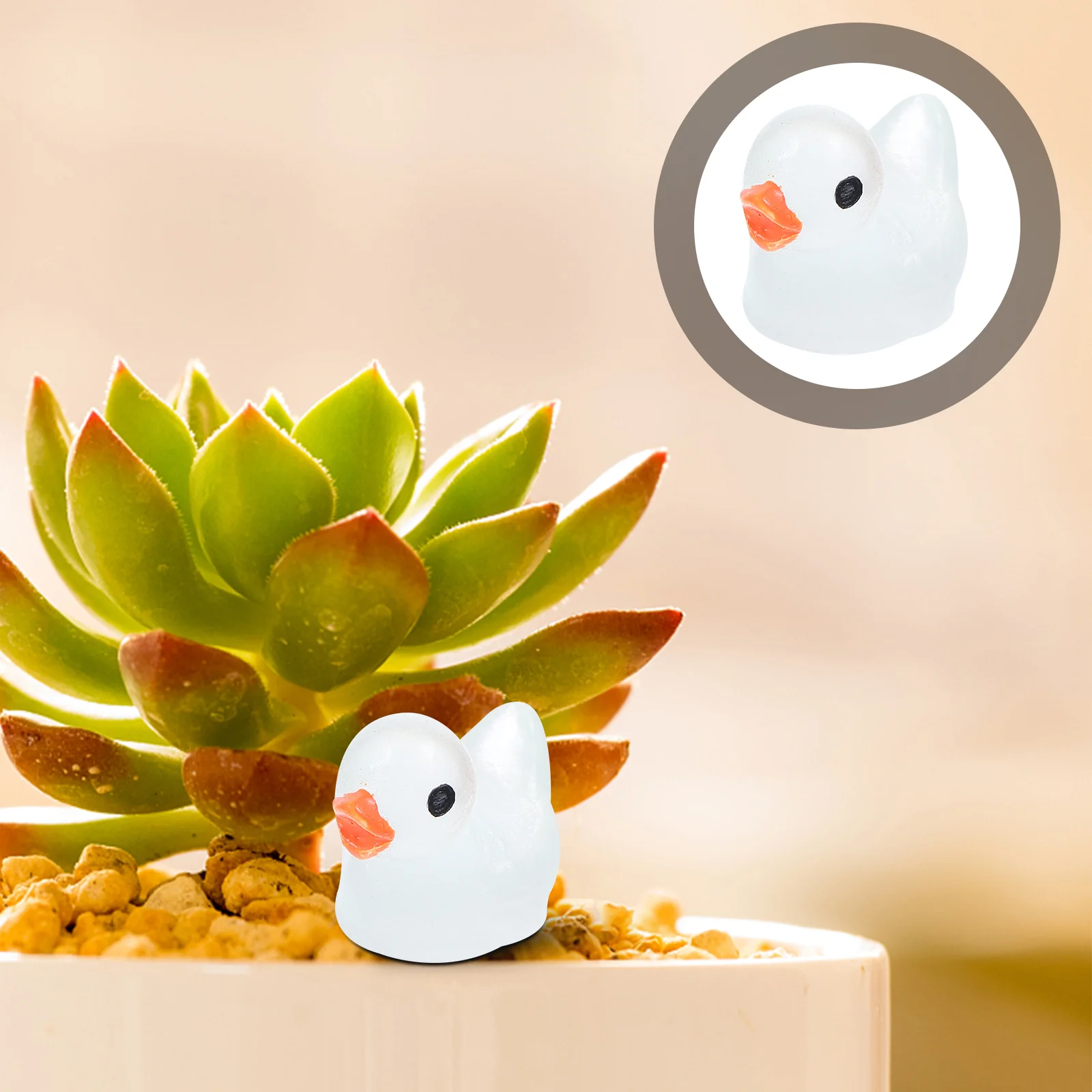 

100 Pcs Luminous Duck Duck Cake Decoration Garden Tiny Statues Cartoon Miniature Figurines Resin Charms Decorations