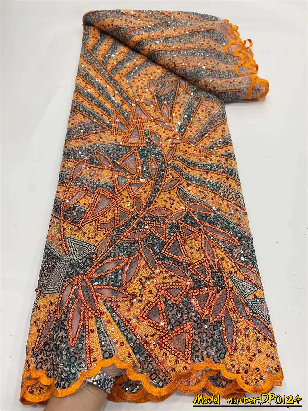 

Fashion African Lace Fabric 2022 High Quality French Lace Fabric With Sequins Nigerian Lace Fabric For Dress Sew 5 Yards DP0124