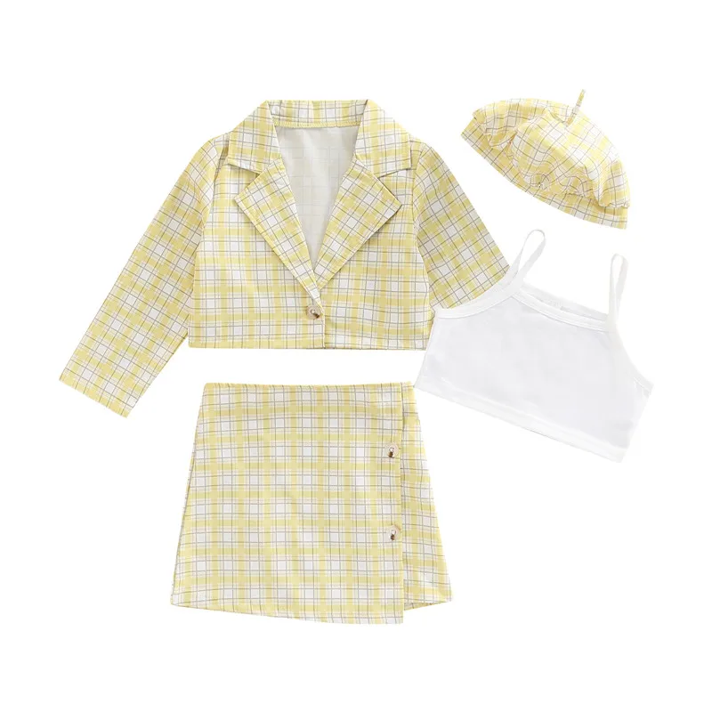 

Комплект из 4 предметов для девочек, клетчатый топ на бретелях с длинным рукавом, пальто с лацканами, юбка с боковыми пуговицами и декоративная шапка, для детей 3-7 лет