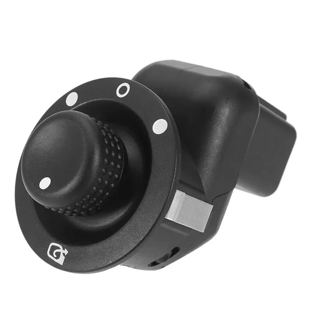 Контроллер регулировки зеркала на крыле изготовлен из АБС-пластика