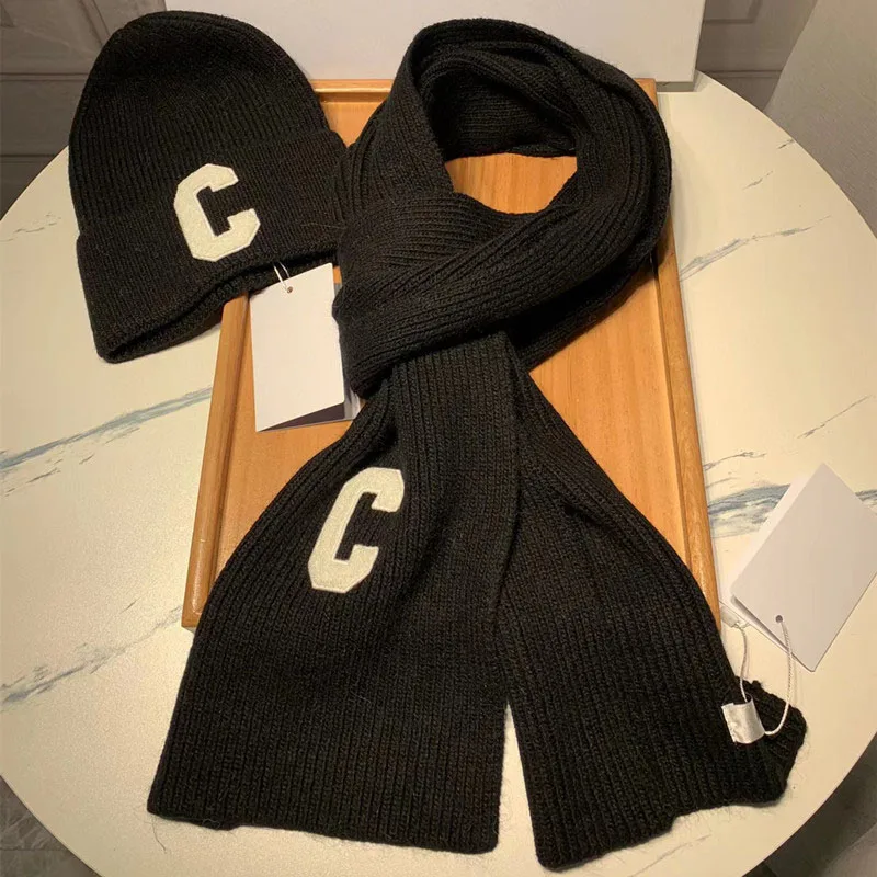 Зимняя теплая шапка шарф модный мужской и женский плюшевый вязаный головной убор