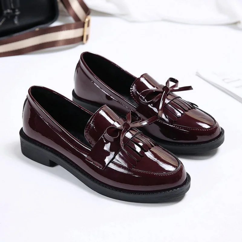 Leather Loafers Women's Black Patent Platform Slip on Shoes for Women 2023 New Spring British Tassel Casual Bowknot Flats Shoes