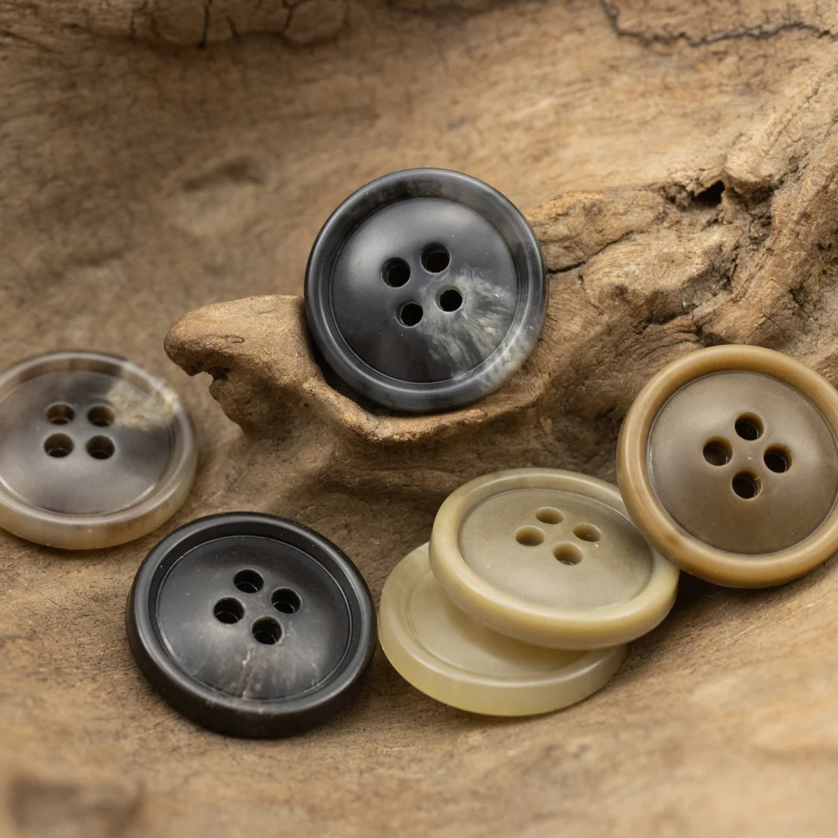

Casual Retro Horn Imitation Urea Buttons Suit Button for Clothing DIY Brown Sewing Accessories for Needlework Handy Work