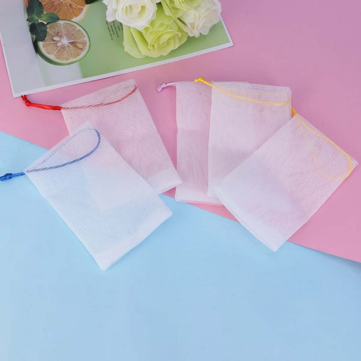 

5pcs Exfoliating Double-deck Mesh Soap Saver Pouch Bubble Foaming Net Soap Mesh Bag Body Facial Cleaning Tool (Random