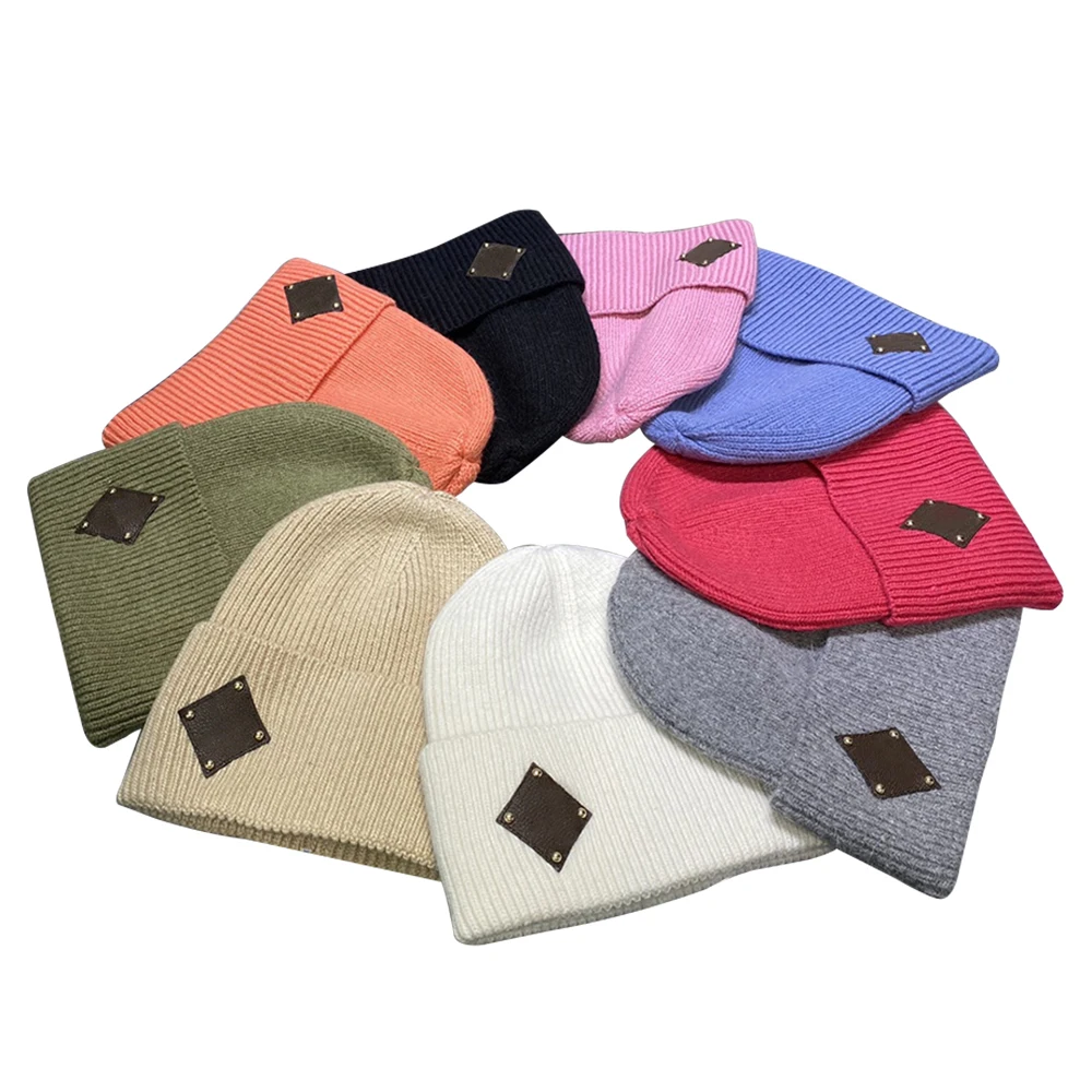 

Luxury Brand High Quality Fashion New Autumn & Winter Hats 70% Wool & 30% Rabbit fur PD Letter Simple Knitted Couple's Hat