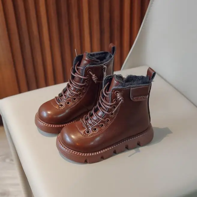 

Детские короткие ботинки, красивые модные Универсальные Детские ботильоны, Осенние замшевые ботинки с пряжкой, размер 26-36, повседневные зим...