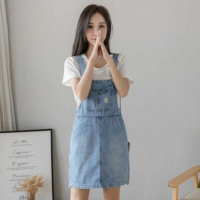 Women's SpringSummer Blue Commuter Shorts with Strap Denim Dress New Korean Edition Chrysanthemum Embroidery High Waist Versatil