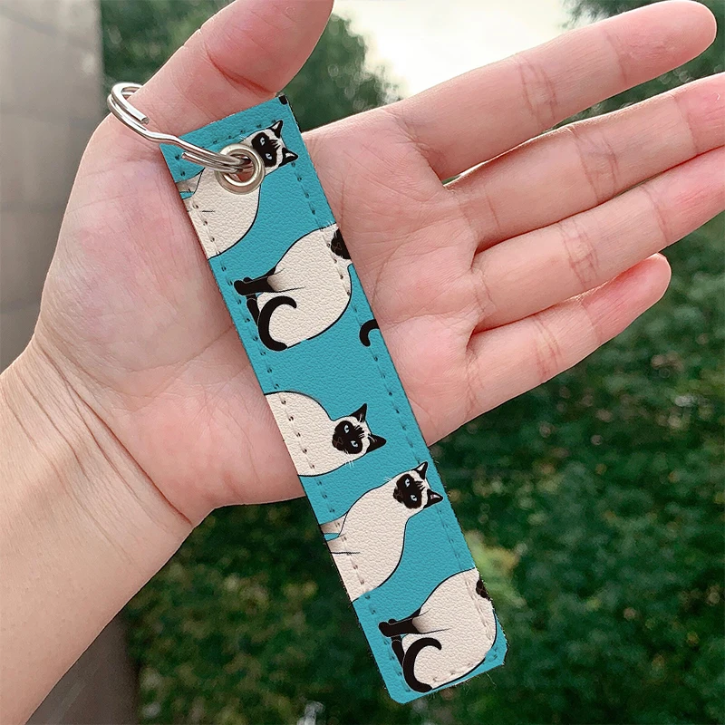 

Fashion Siamese Cats Leather Keychain Cute Strap Keyrings Hanging Holder Bag Car Wallet Trinket Keychain Hanging Decoration