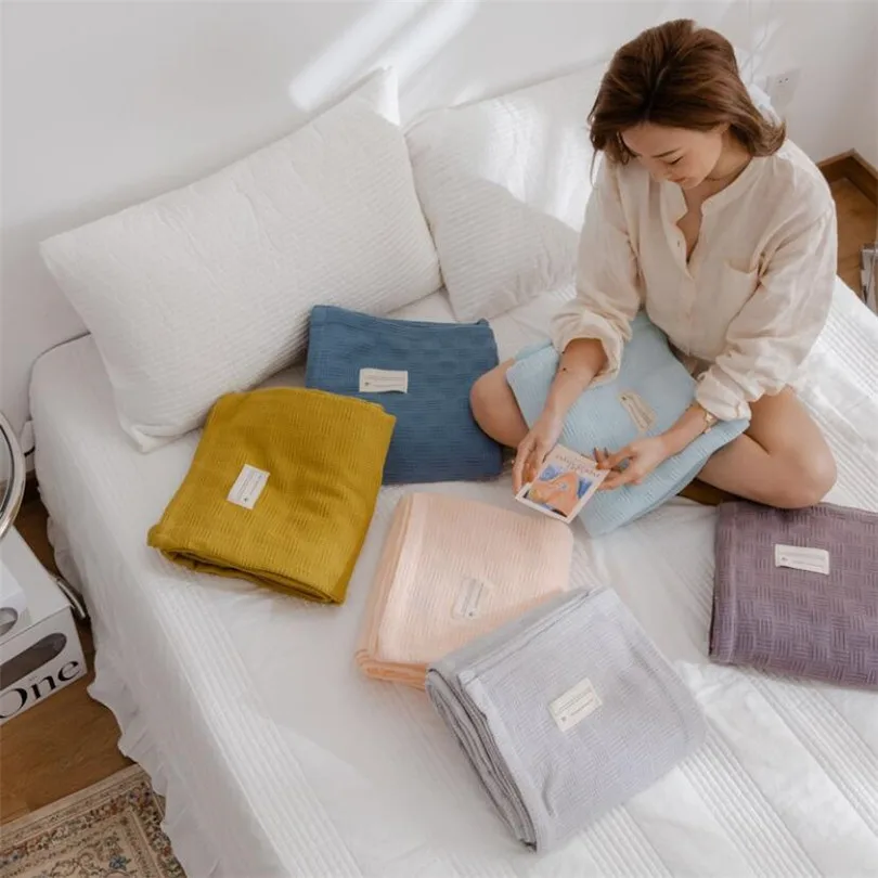 150*100cm Throw Blankets Summer Organic Cotton Soft Baby Swaddle Wrap Receiving Blankets Sofa Cover Bedspread Bedding Quilt
150*100cm Throw Blankets Summer Organic Cotton Soft Baby Swaddle Wrap Receiving Blankets Sofa Cover Bedspread Bedding Quilt