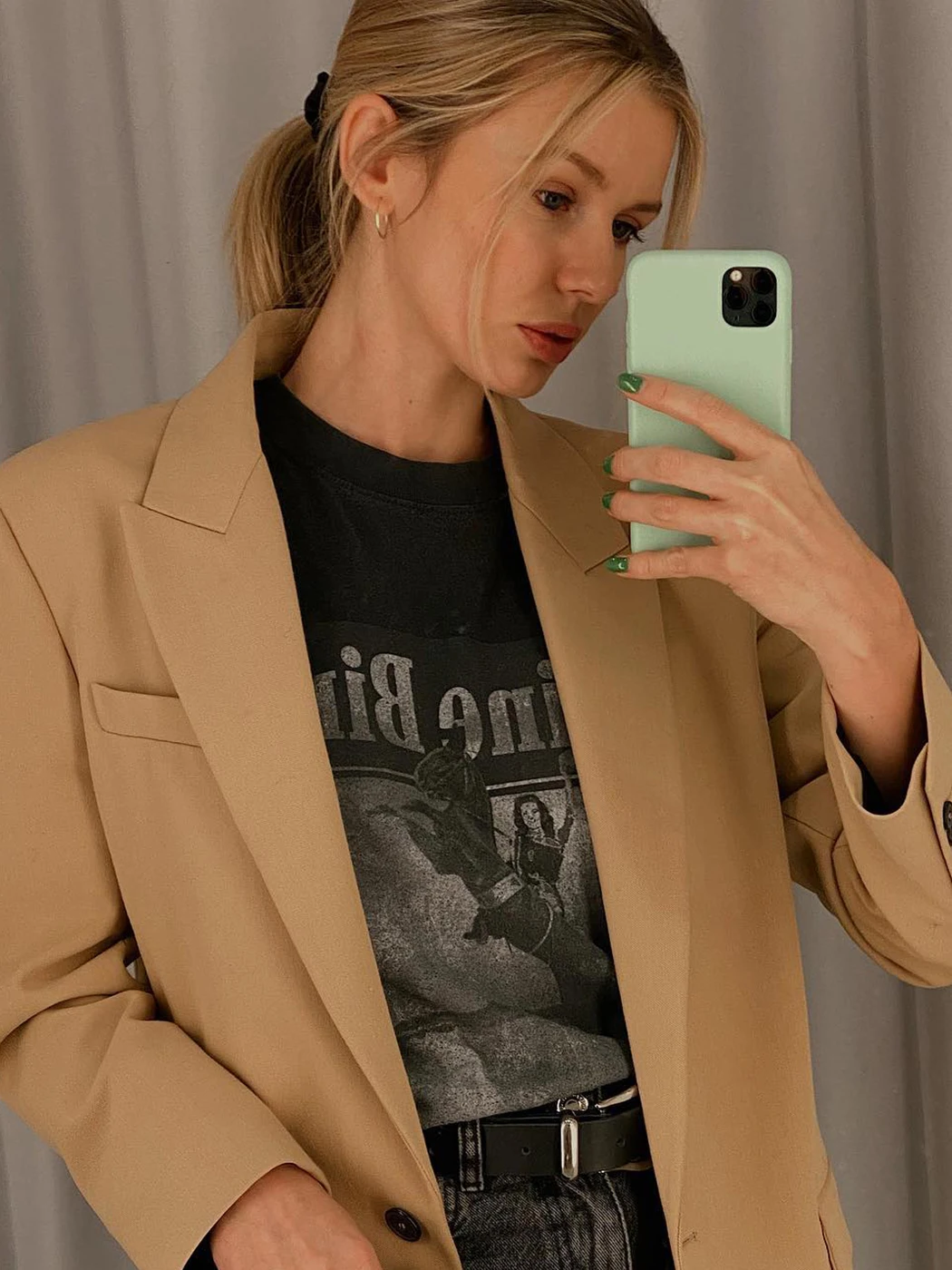 

Free Horse Faded Graphic T-shirt Women Cotton Vintage Rock n Roll Tshirt Tees Tops 2022 Femme Fashion T-shirts Streetwear
