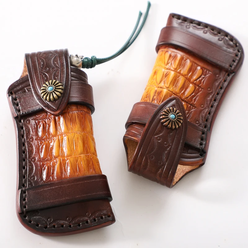 Красиво прошитый вручную и выгравированный складной нож из кожи растительного