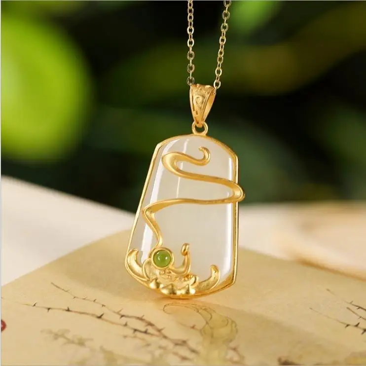 Благоприятные облака. Подвеска Hetian из нефрита лотоса облака благоприятного