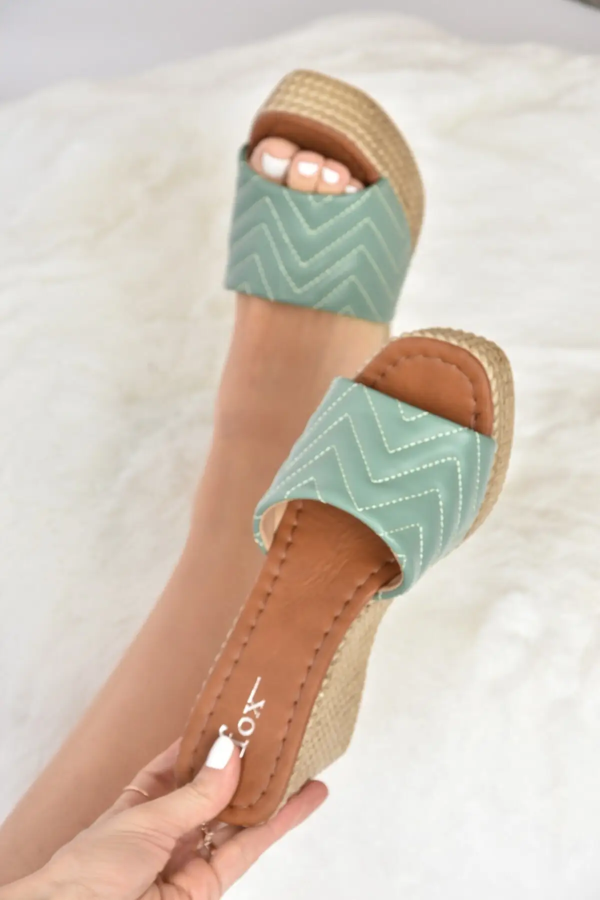 

Fill Thick Heels Slipper Green Belt Women's Slippers 2021 Fashion