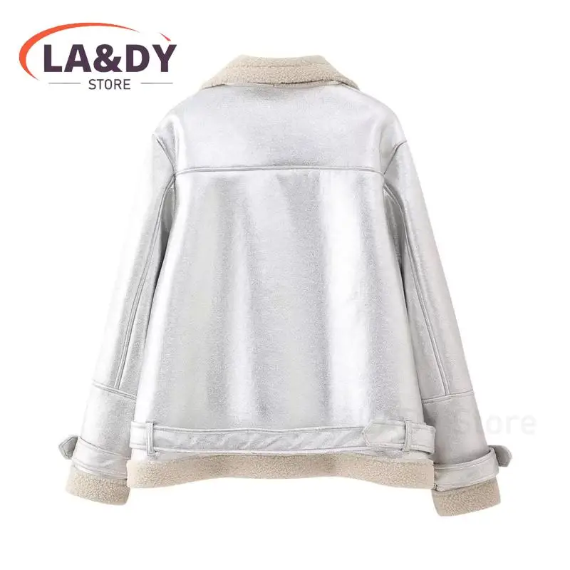 Женская куртка из искусственной кожи