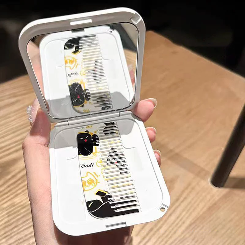 Складное зеркало для макияжа с мультяшным рисунком черной кошки