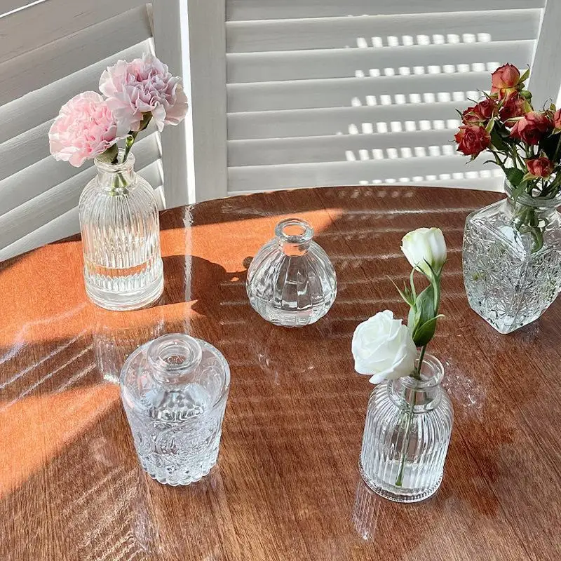 

Ins Wind Glass Mini Vase Relief Retro Transparent Hydroponic Flower Arrangement Living Room Tabletop Decoration