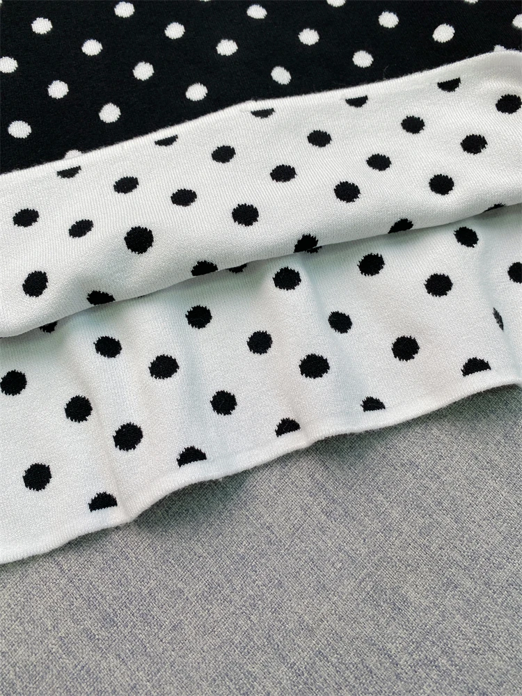 Трикотажный свитер в горошек модная и простая футболка с коротким рукавом