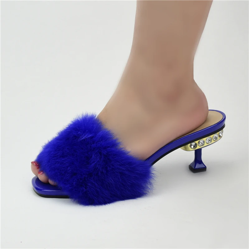 

Latest Italian Women Shoes Fluffy Real Fox Fur Slides Furry Sandals Soft Plush Shoes Ladies Cute Fuzzy Fur African Party Pumps