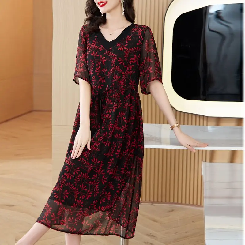 Женское шифоновое платье на завязках элегантное приталенное с коротким рукавом