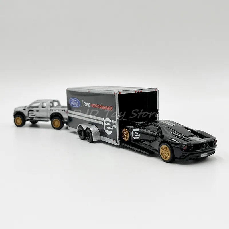 

Maisto 1:64 Diecast Car Model Toy 2010 Ford Raptor / 2017 Ford GT Heritage Collection