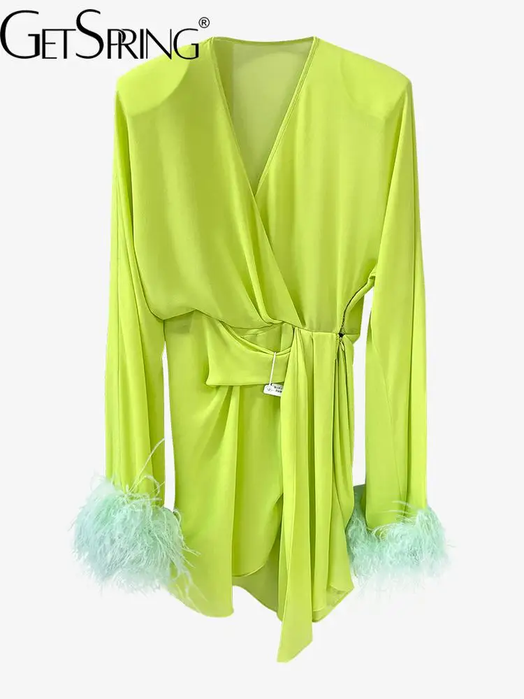 

GetSpring Women Dress V Neck Feather Stitching Bat Sleeve Shoulder Padded Short Shirt Dress Irregular Ladies Summer Dresses 2022