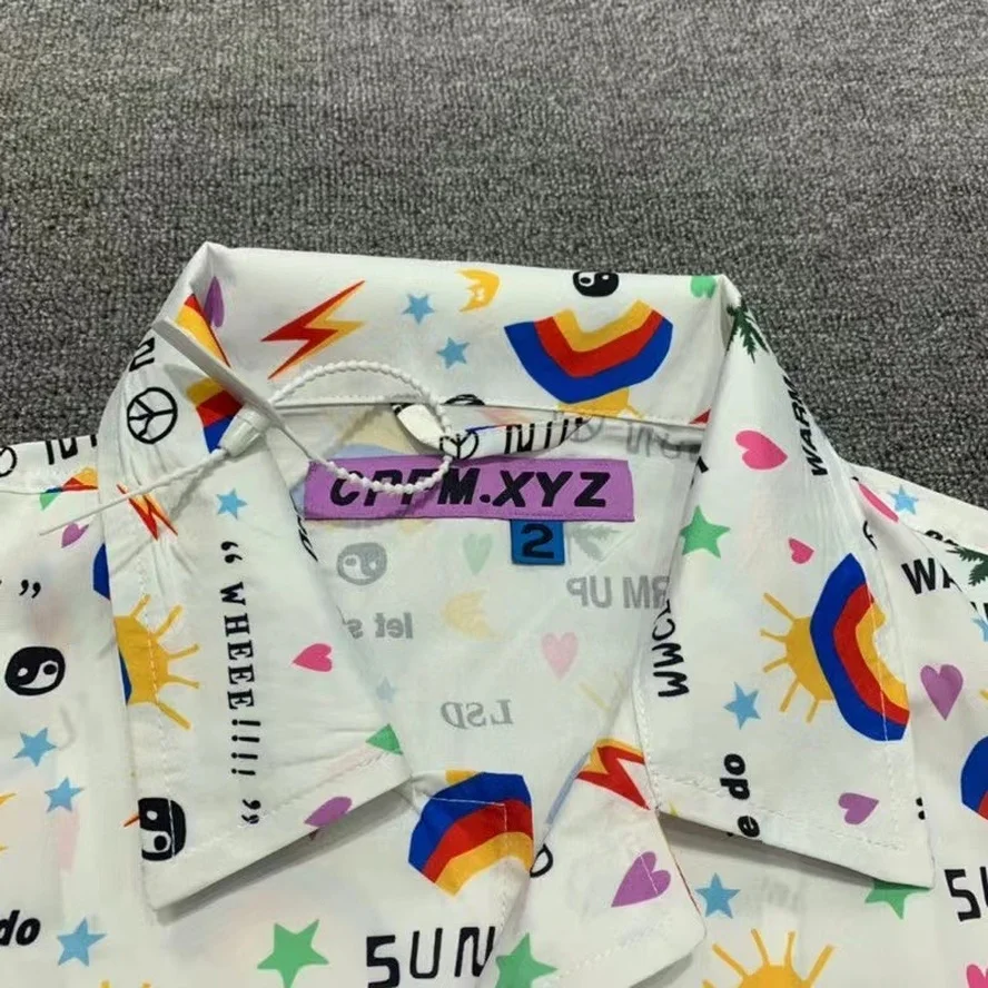 Рубашка CPFM.XYZ для мужчин и женщин топ с радужным принтом коротким рукавом CPFM XYZ |