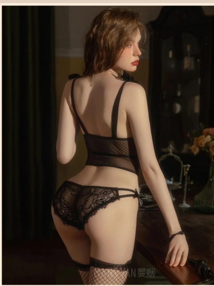 Женский комплект нижнего белья из бюстгальтера и трусиков цвета в ассортименте