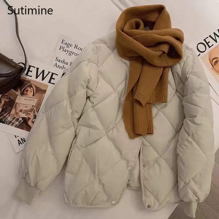 Black Down Cotton O-Neck Short Cotton Jacket for Women Pagoda Sleeve Office Lady Winter Coat for Women Korean Coat Women