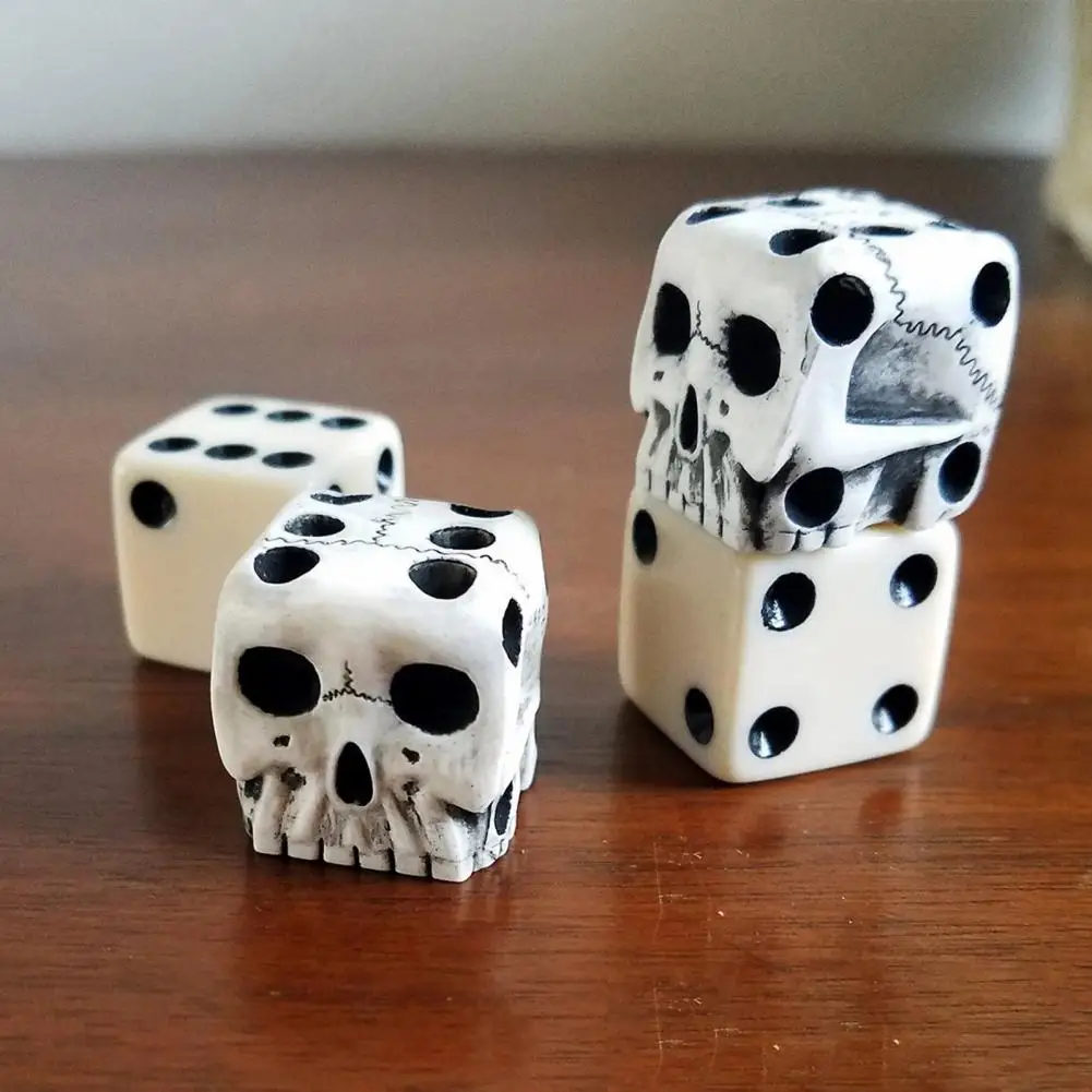 Рисунок 2 - Кости игрушечные для Хэллоуина