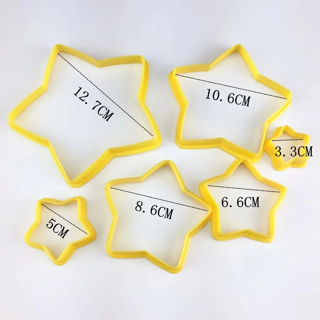 

Набор формочек для вырезания из пластика MARX 6 шт.