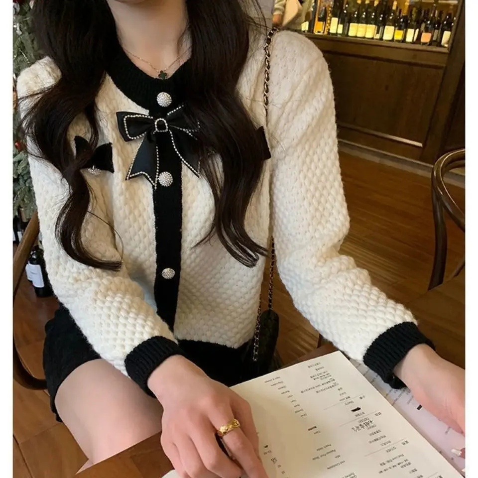 

2022 Elegant Women Sweaters Fashion Bow O-Neck Women Pullovers Casual Patchwork Pull Jumper Long Sleeve Knitted Sweaters N70