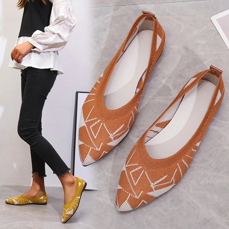 

BIKINIKEY Flying Weaving Women's Shoes New Knitted Pointed Thick Heel Shallow Mouth Middle Heel Woven High Heels