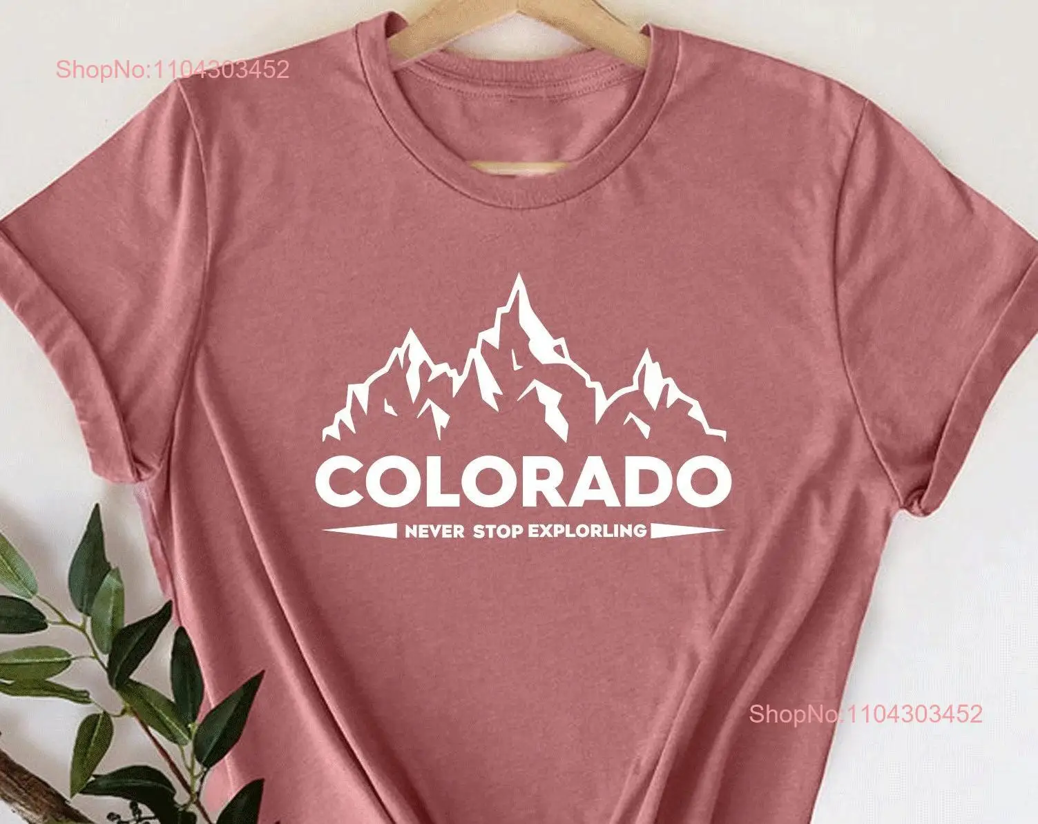 Футболка Colorado Holiday Never Stop Exploring State Winter Traveler с длинными или короткими рукавами