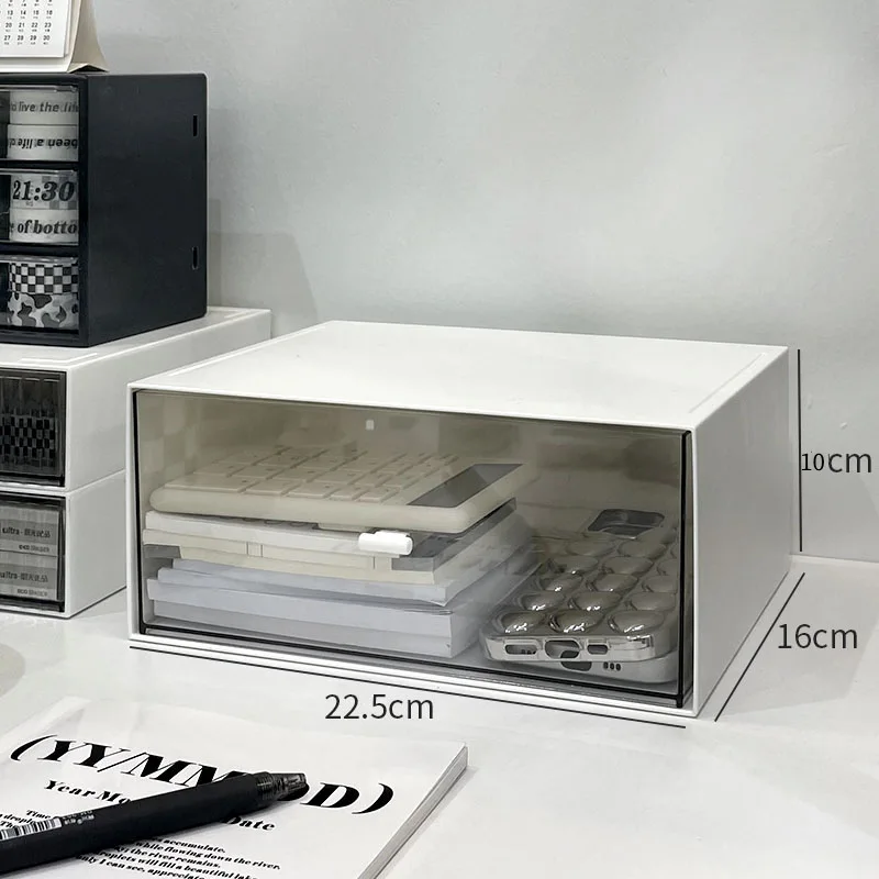 

Настольный органайзер из пластика