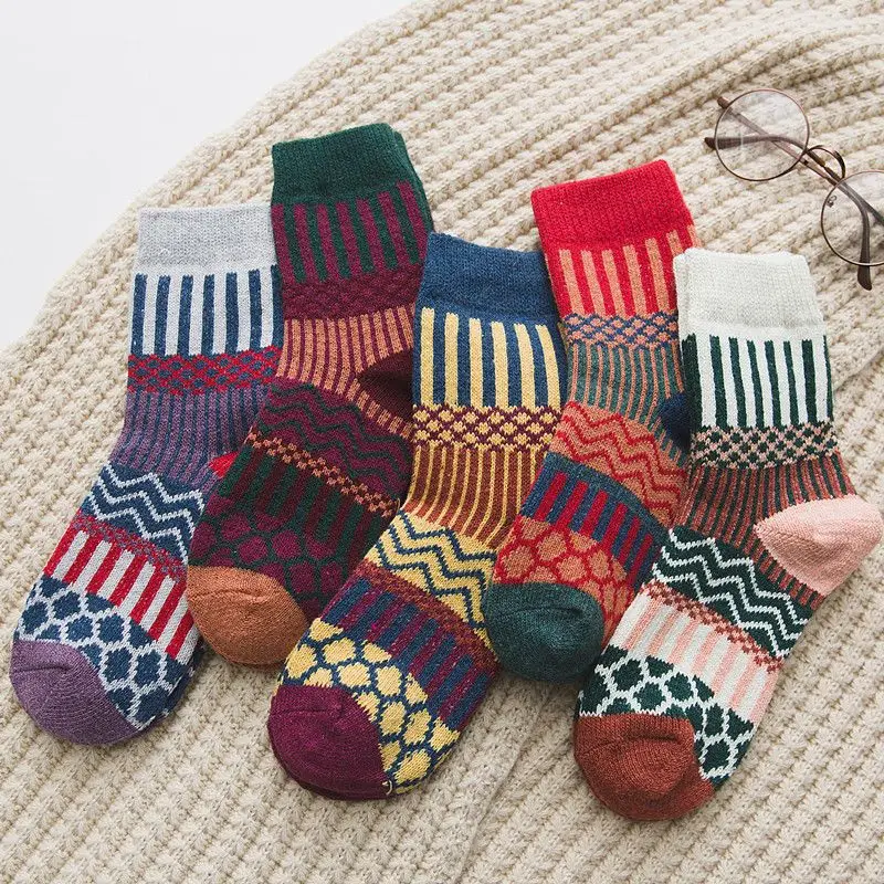 

Bohemian Wool Socks for Her Cozy Mid-Tube Ethnic Totem Stripes Couples Collection 5Pairs
