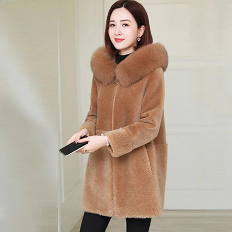 Women Winter Thick Warm Short Plush Jacket Faux Mink Fur Parkas 2022 New Korean Fashion Fluffy Long Sleeves Faux Fur Teddy Coat