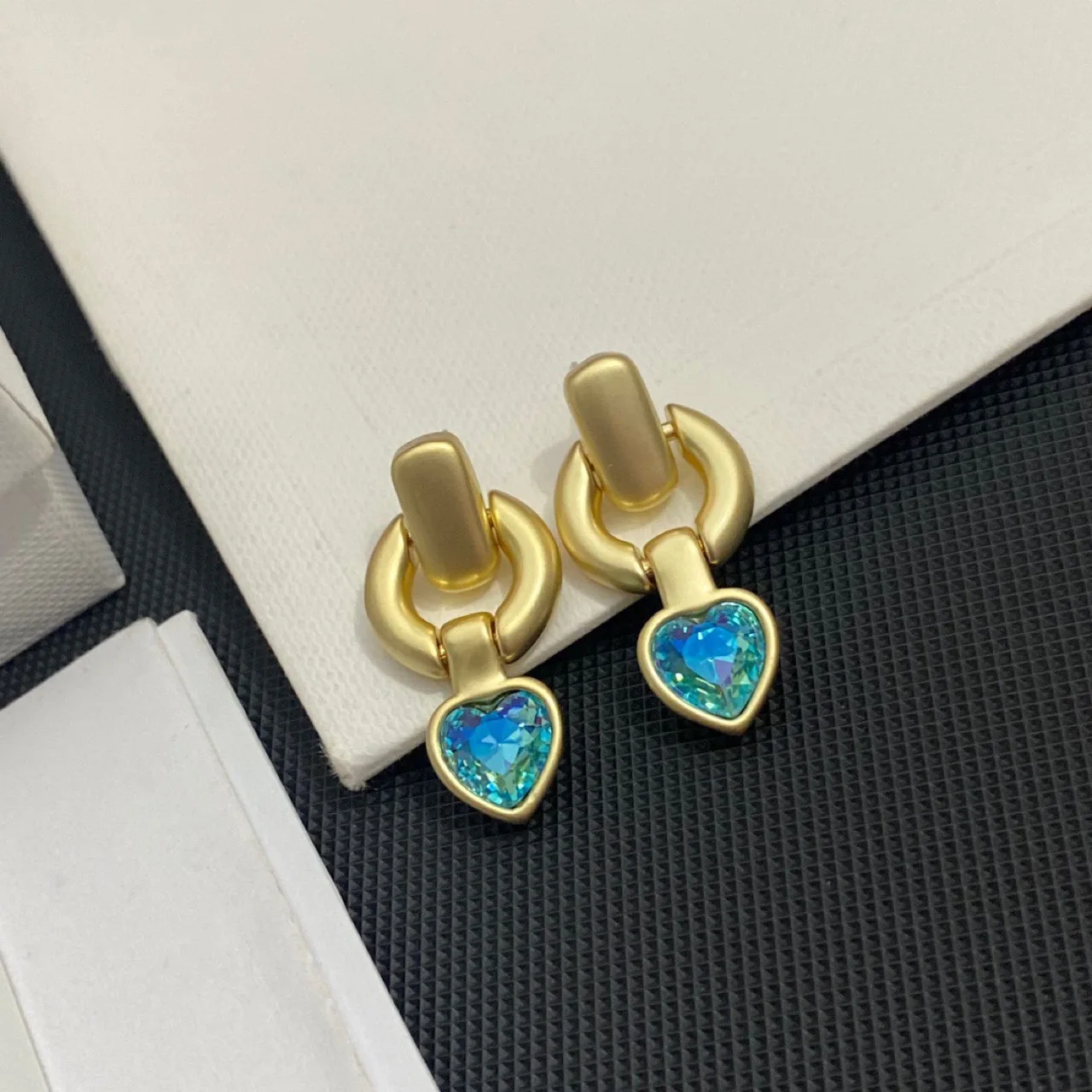 

Retro Blue Loving Heart Ancient Gold Silver Pin Earrings