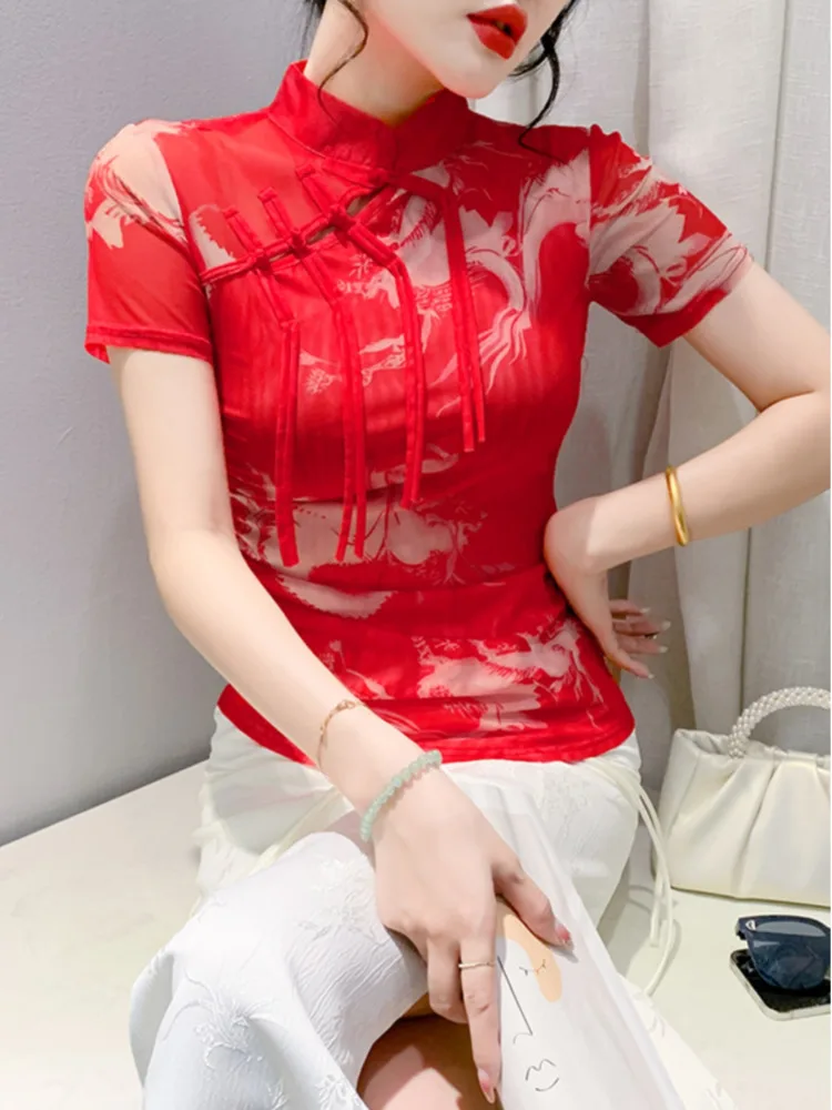 # 7136 Винтажная красная сетчатая футболка с принтом женская воротником-стойкой в