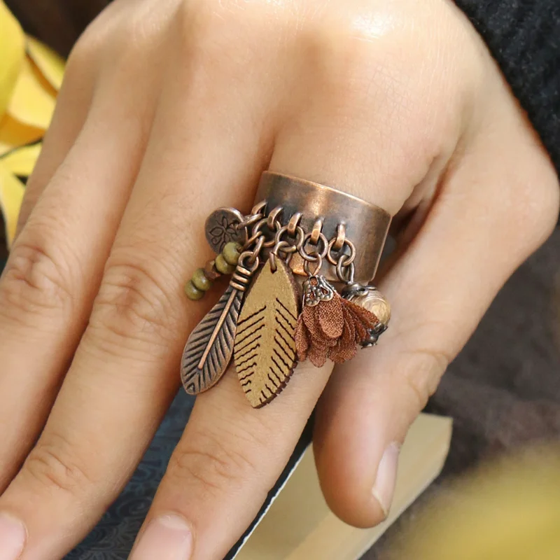 

Vintage Personalized Exaggerated Ring Ethnic Style Leaf Opening Alloy Fashion Men's and Women's First Jewelry Ring