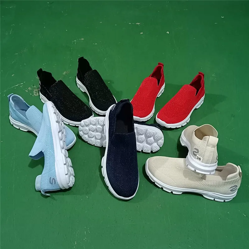 Breathable Women Vulcanized Shoes High Quality Women Sneakers Slip on Flats Shoes Women Loafers Plus Size 43 Walking Flat Shoes