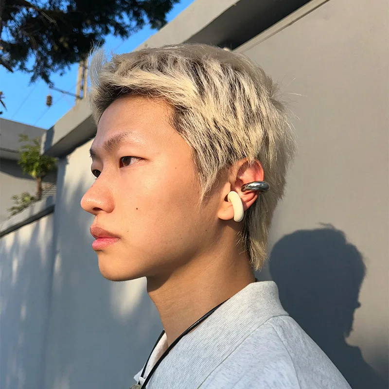 Новинка 2024 акриловый зажим для ушей в стиле киберпанк ювелирные изделия мужчин и