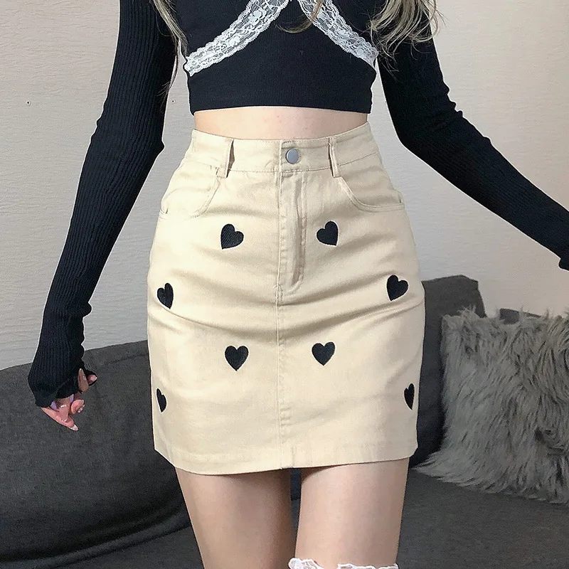 

Summer New A-line Love Thorn Embroidery Heart-shaped 2022 Plus High Waist Gentle Retro Wild Elegant Hot Retro Chic Mini Skirt